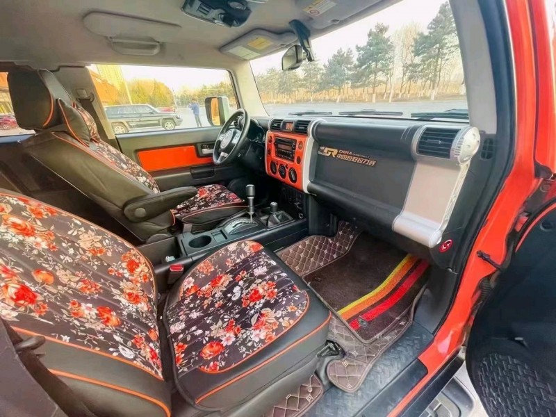 北京14年丰田兰德酷路泽4