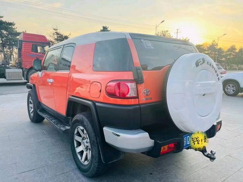 北京14年丰田兰德酷路泽7