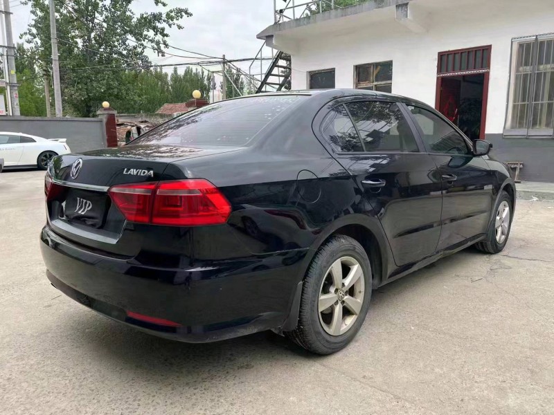 济宁18年大众朗逸7