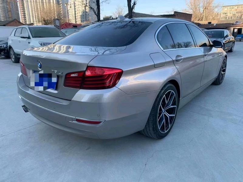 北京16年宝马5系9