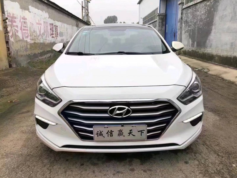 济宁17年现代名图1