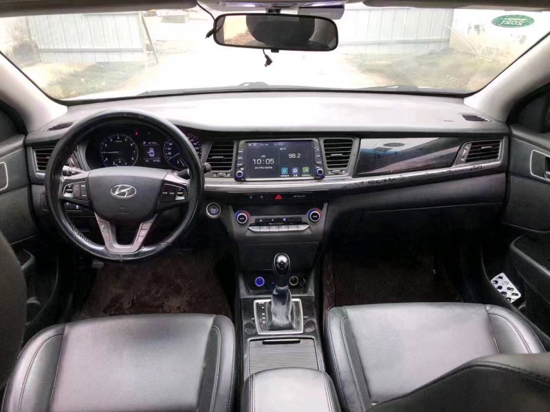 济宁17年现代名图5