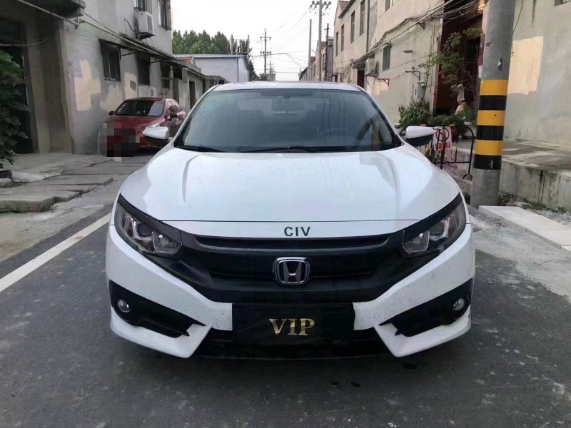 济宁18年本田思域1