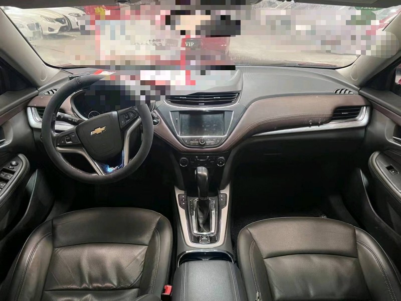 济宁17年雪佛兰迈锐宝5