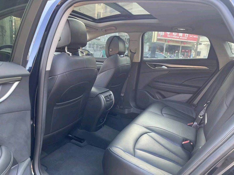 汕头20年别克君越6