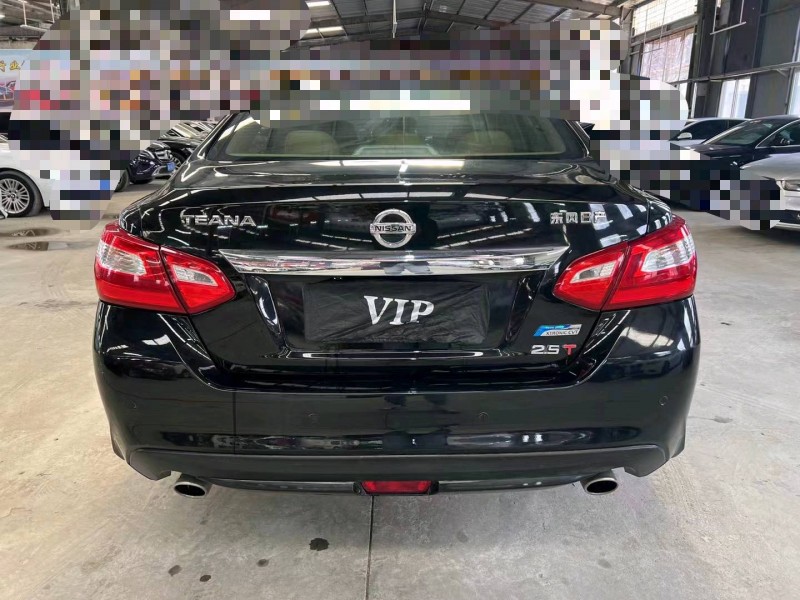 济宁19年日产天籁9