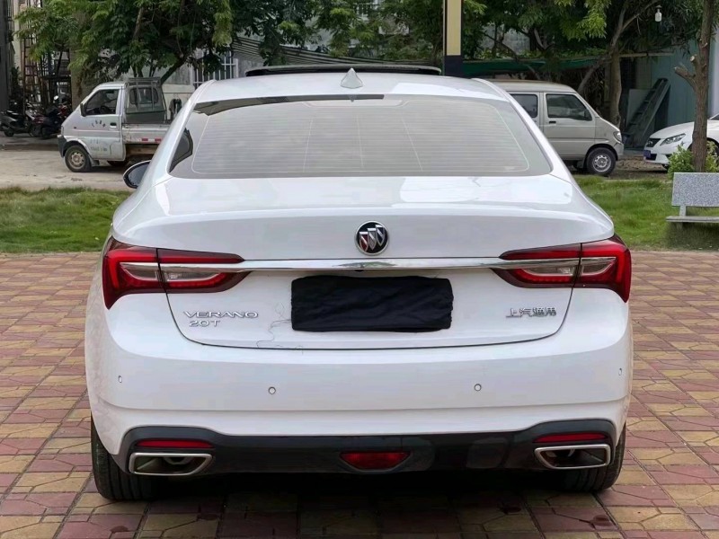 汕头21年别克威朗9