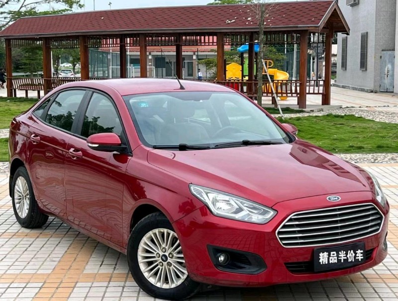 汕头15年福特福克斯2