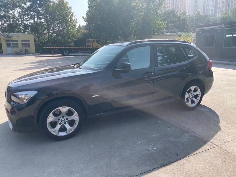 济宁11年宝马X12