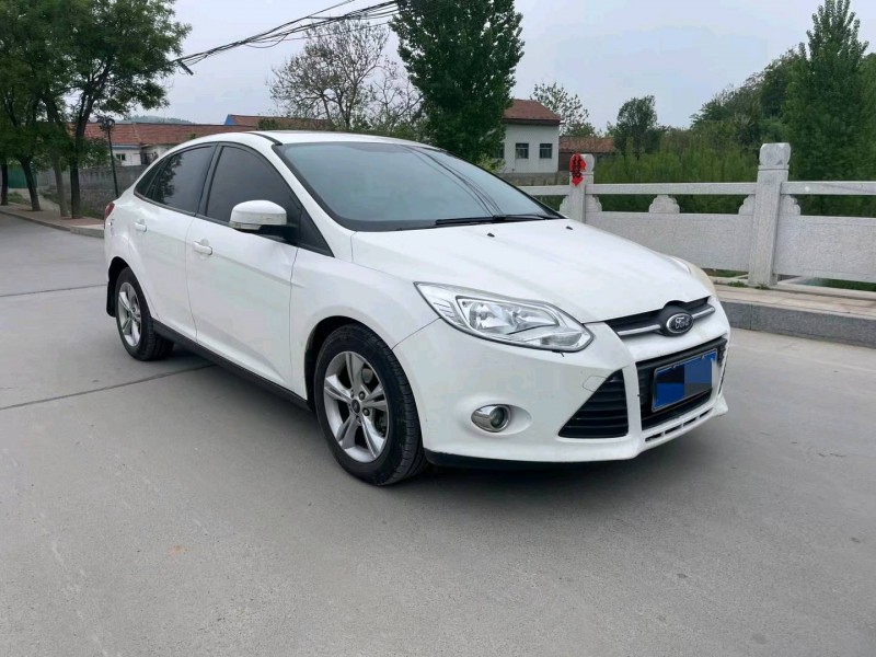 淄博15年福特福克斯2