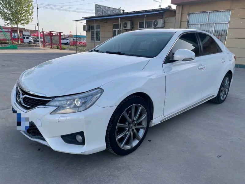 济南13年丰田锐志3