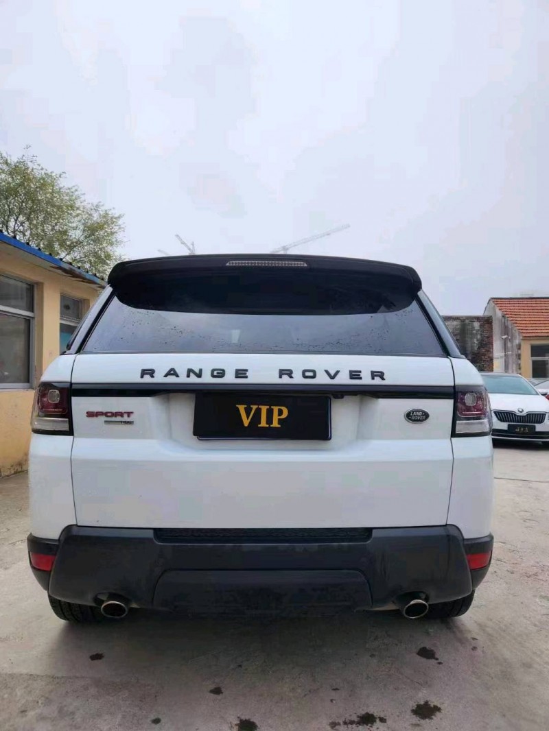 济南14年路虎揽胜运动9