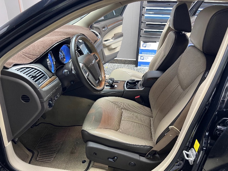 枣庄14年克莱斯勒300C6