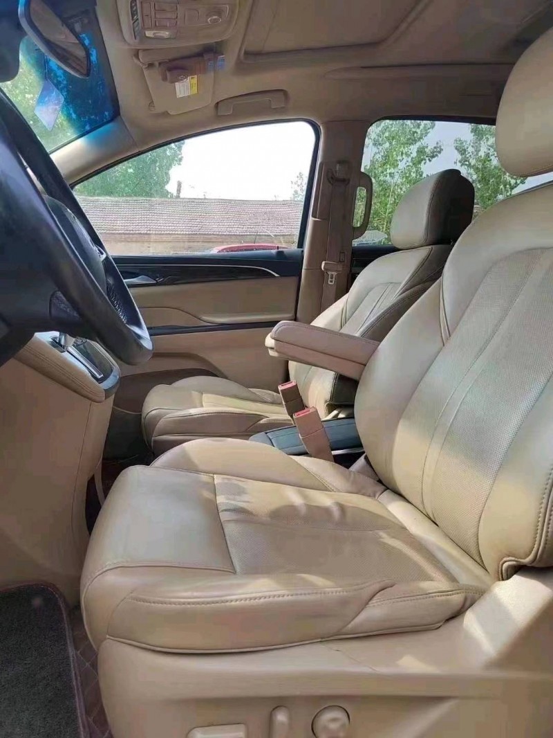 青岛17年别克GL88