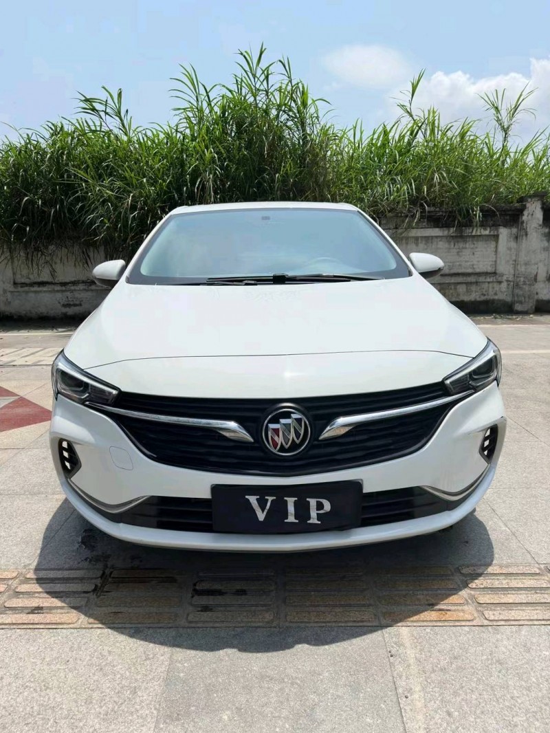 东莞21年别克威朗1