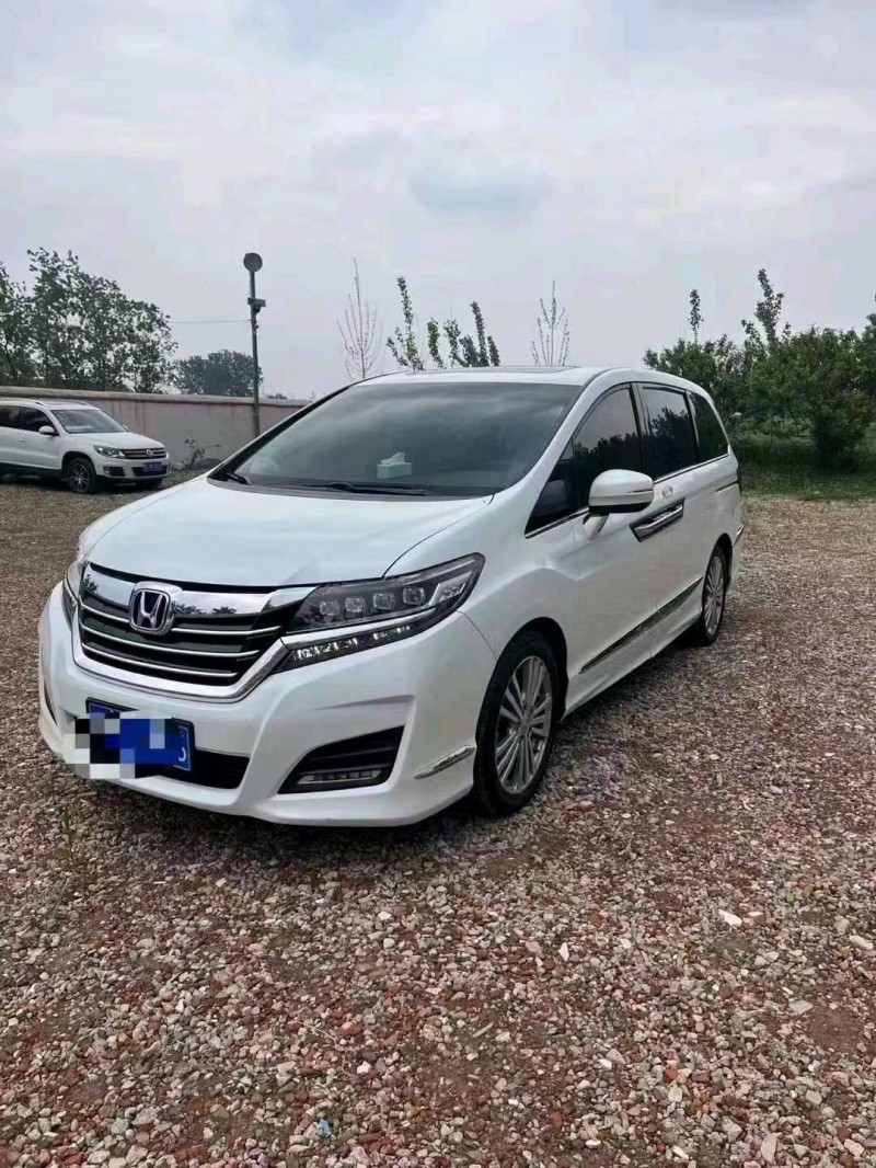 菏泽18年本田艾力绅2