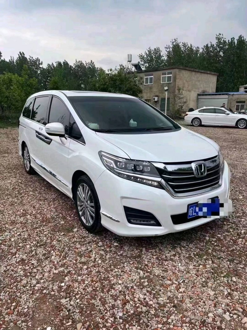 菏泽18年本田艾力绅3