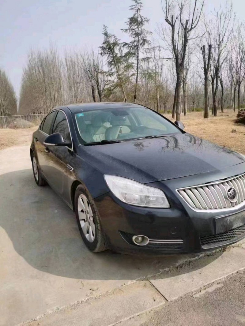 淄博12年别克君威6