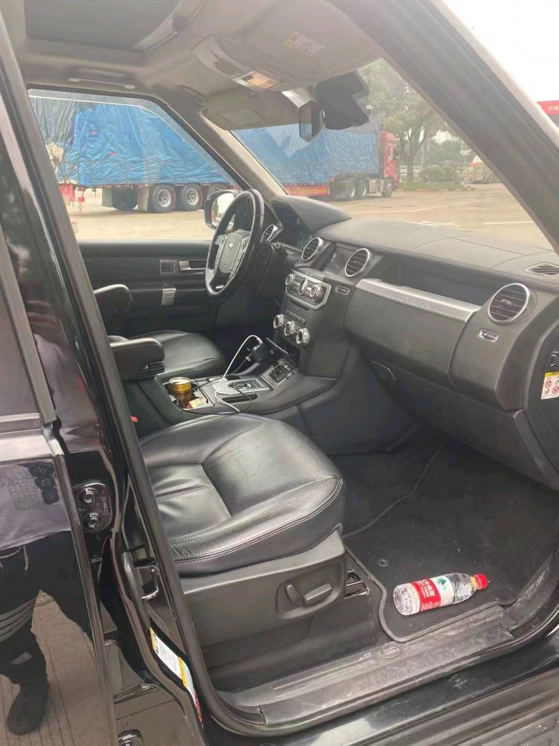 青岛15年路虎发现7