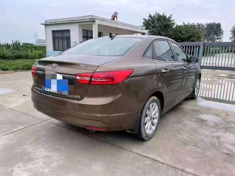 徐州18年福特福睿斯8