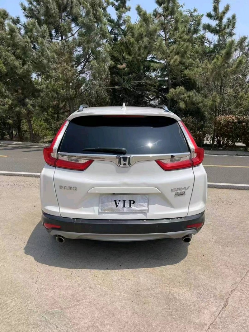 青岛18年本田CRV9