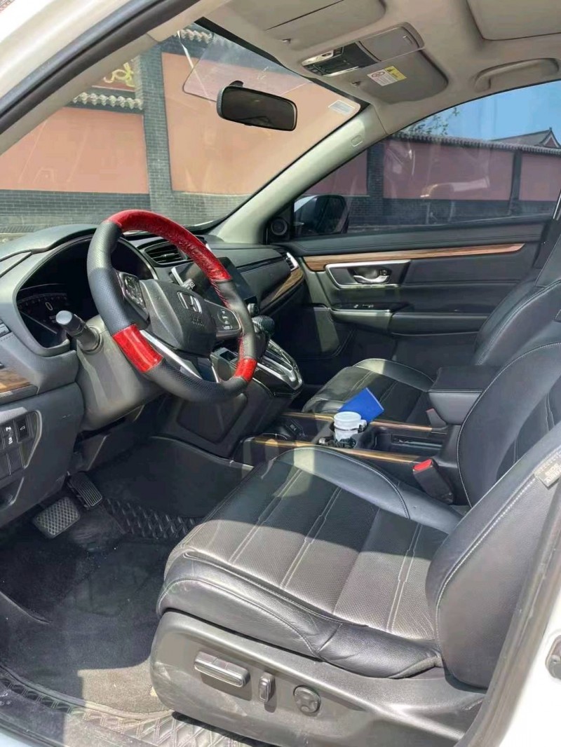 青岛18年本田CRV8