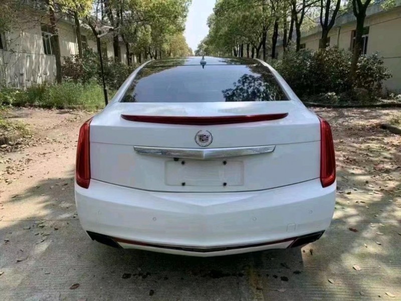 衡阳13年凯迪拉克XTS6