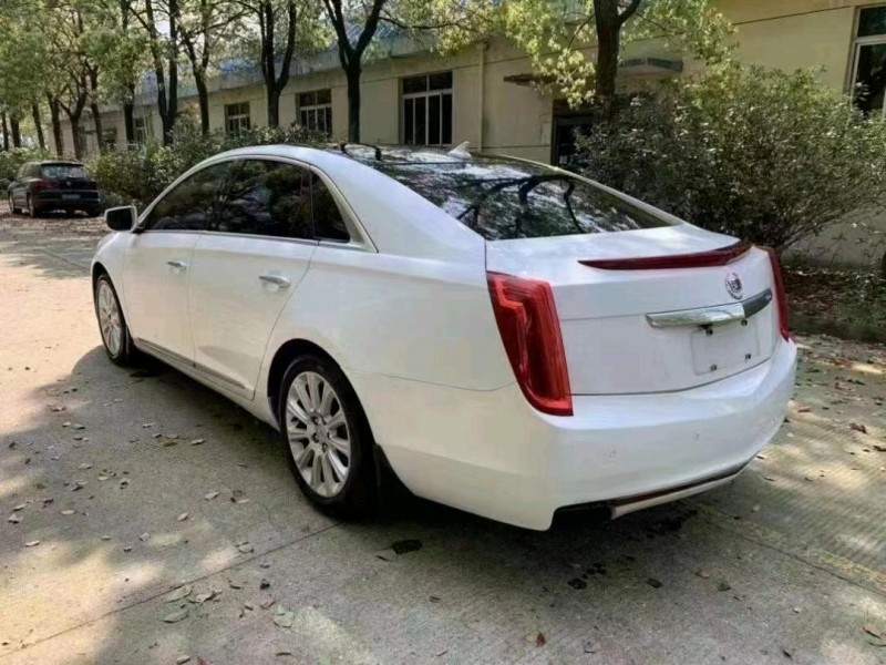 衡阳13年凯迪拉克XTS9