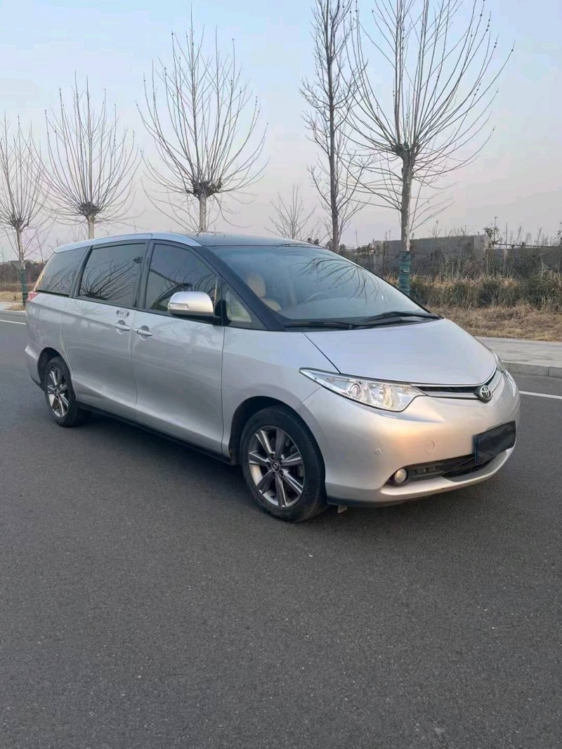 徐州17年丰田普瑞维亚2