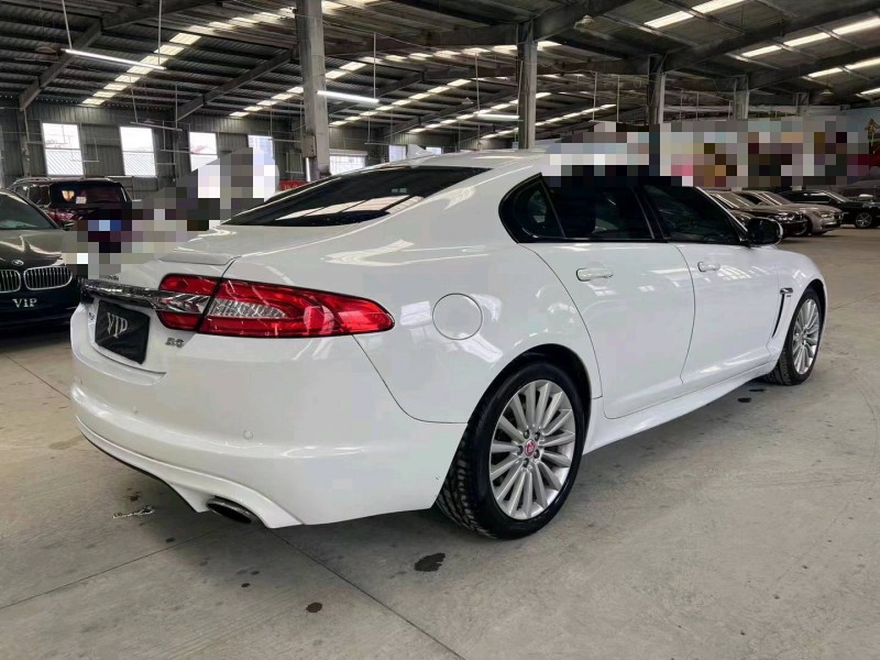 济宁15年捷豹XF7