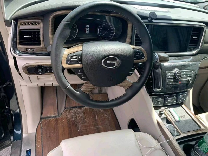 济南20年传祺M83