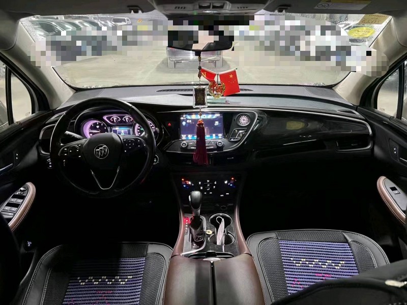 济宁19年别克昂科威4