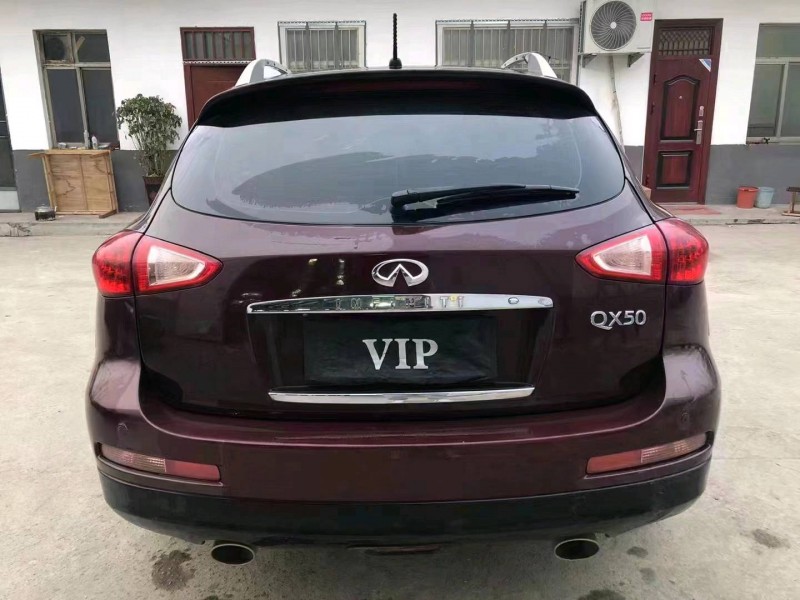 济宁14年英菲尼迪QX509