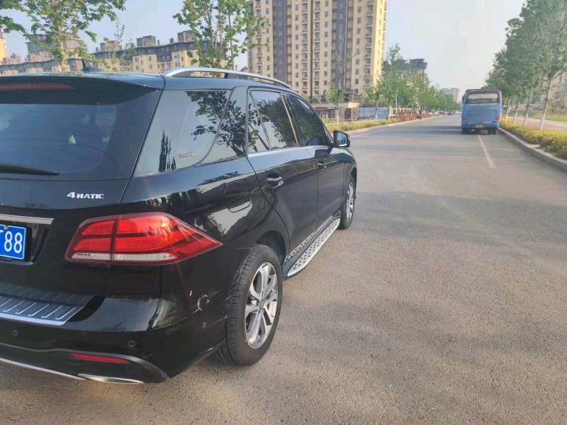 青岛16年奔驰GLE7