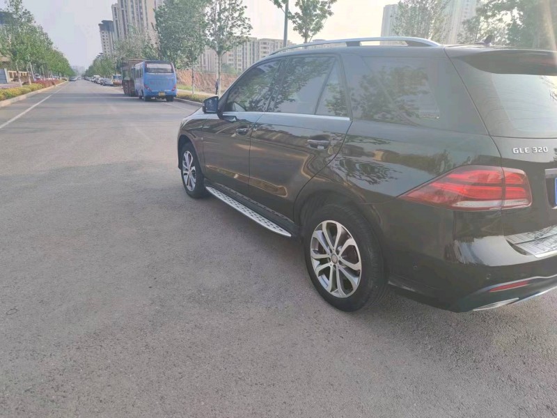 青岛16年奔驰GLE9