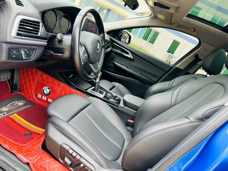 成都18年宝马1系5