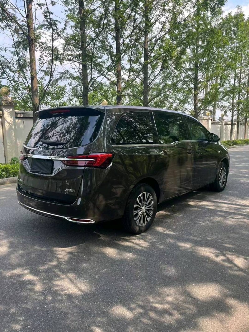 徐州21年别克GL88