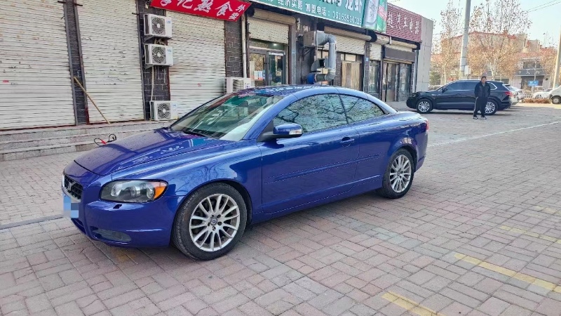 青島08年沃爾沃C70 敞篷2
