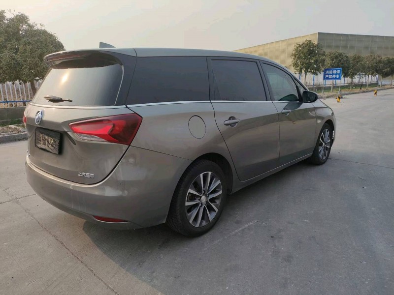 徐州18年别克GL65