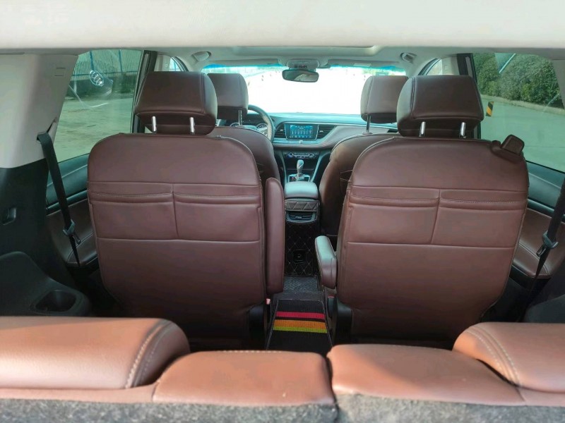 徐州18年别克GL68