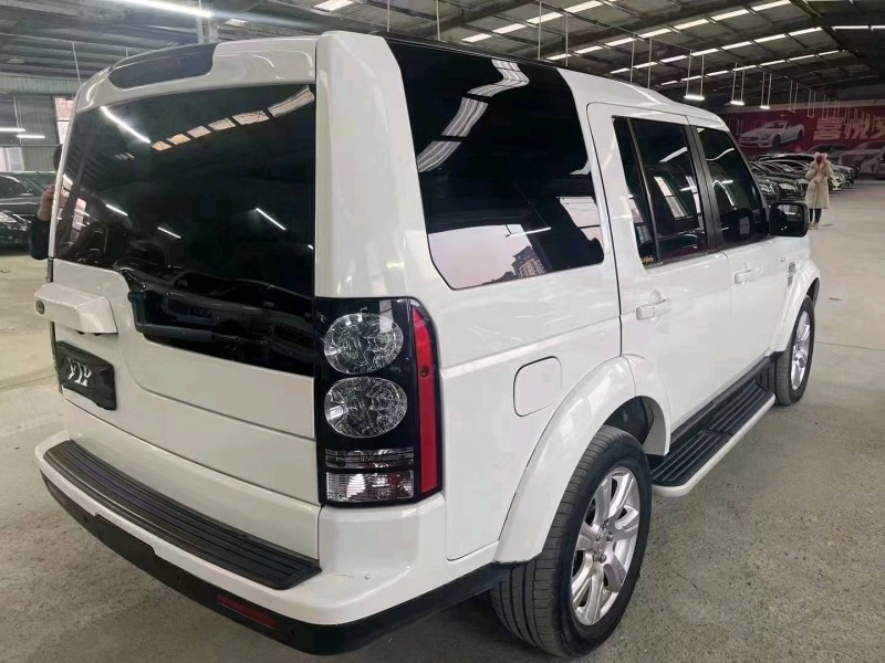 济宁13年路虎发现7