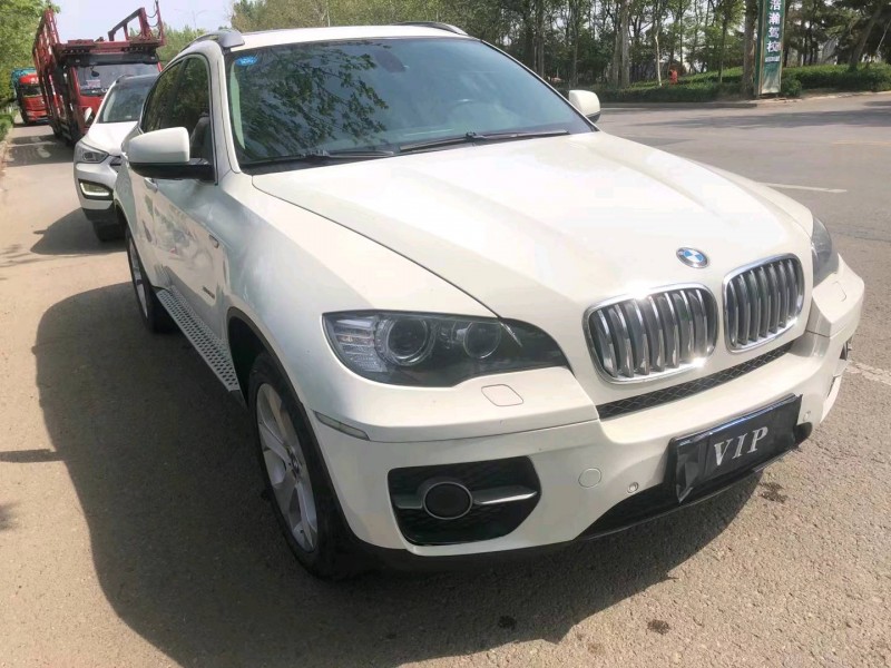 济南12年宝马X62