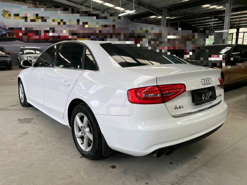 济宁14年奥迪A4L8