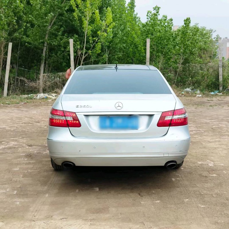 青岛12年奔驰E8