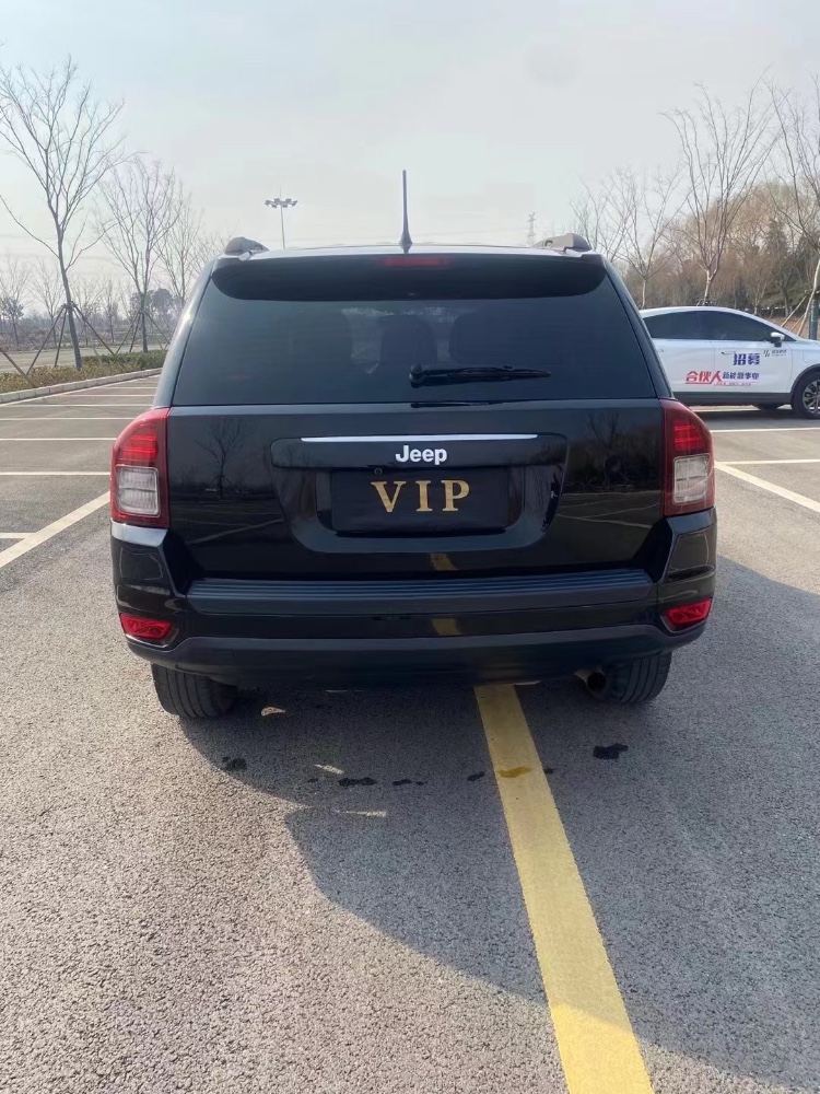 徐州16年Jeep指南者8