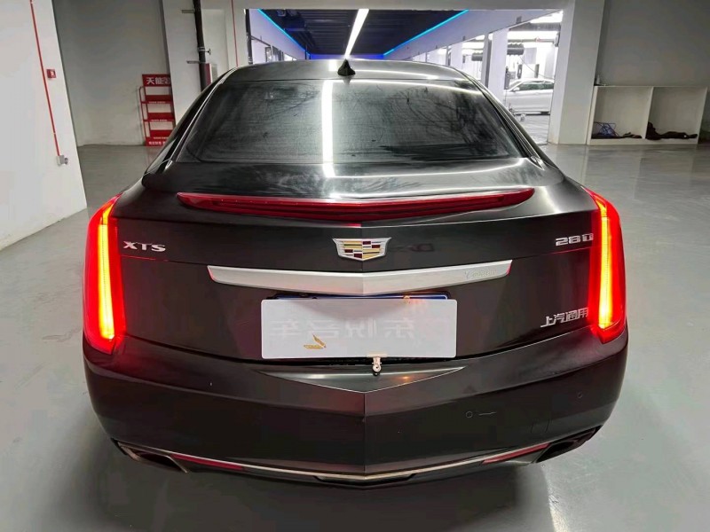 济宁17年凯迪拉克XTS9