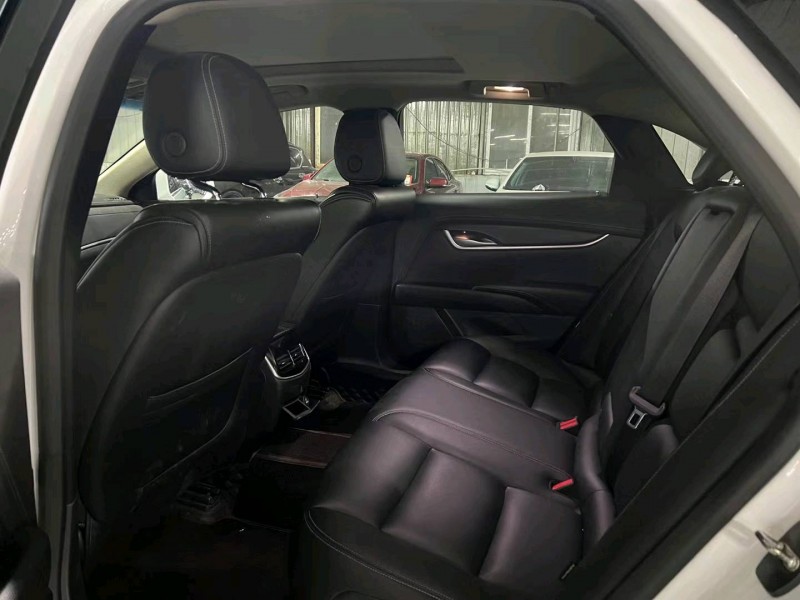 济宁18年凯迪拉克XTS6