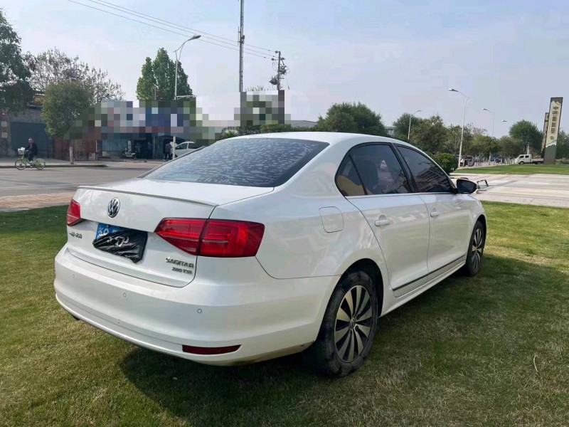 济宁17年大众速腾7