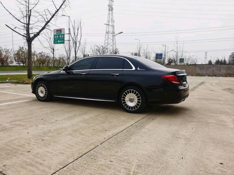 徐州19年奔驰E8