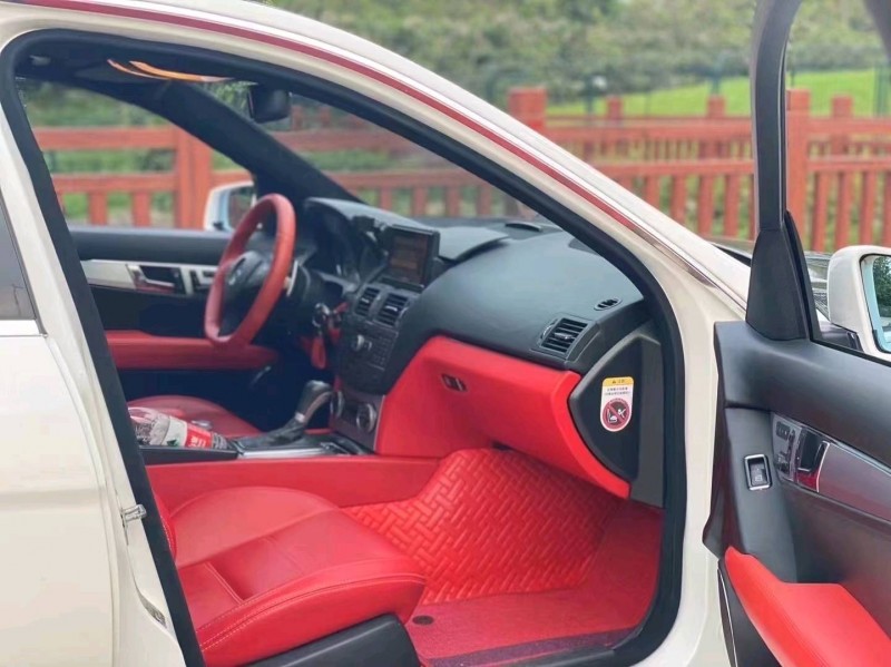 广州10年奔驰AMG4